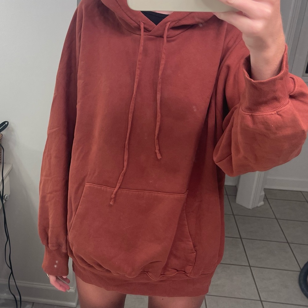 ARITIZIA HOODIE